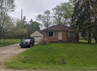 3039 Donley Ave, Rochester Hills, MI 48309