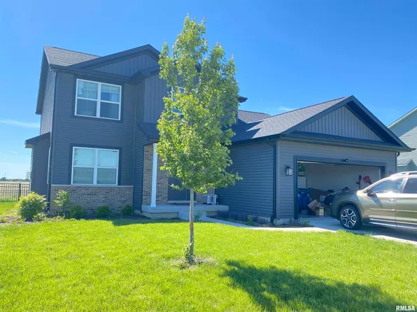 1731 Spartan Dr, Chatham, IL 62629