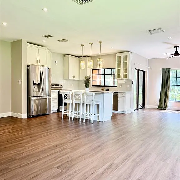 1050 Blackwater Dr — Photo 19