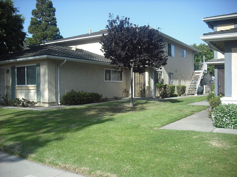 1st image of 2560 Tiller Ave