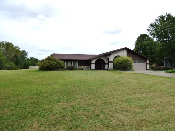 10612 Hickory Tree Rd, Fort Wayne, IN 46845