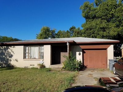 1933 Las Cruces Ln, Dallas, TX, 75217