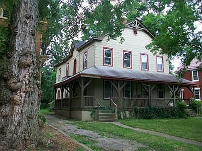 1st image of 1343 Burdette Ave