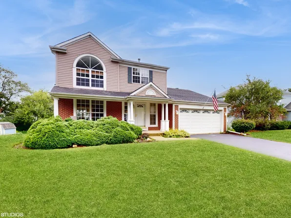 558 Abbeywood Dr, Cary, IL 60013