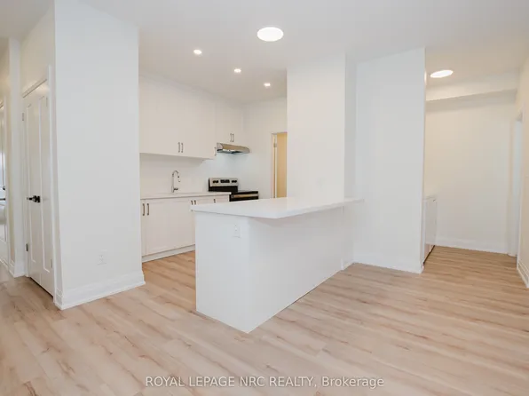 103 Southworth St N #103B, Welland, ON L3B 1Y7