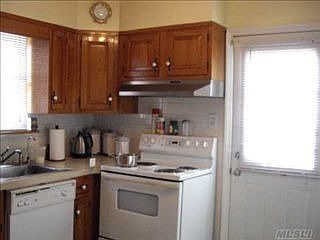 3rd image of 173 Lee Ave