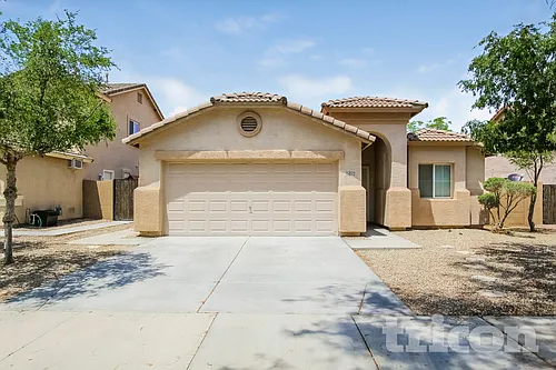 15072 W Buchanan St Photo 1