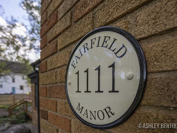 2nd image of 1111 Fairfield Ave NW