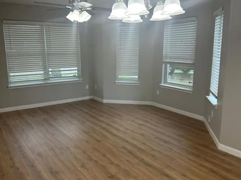 15115 Lance Cir — Photo 4