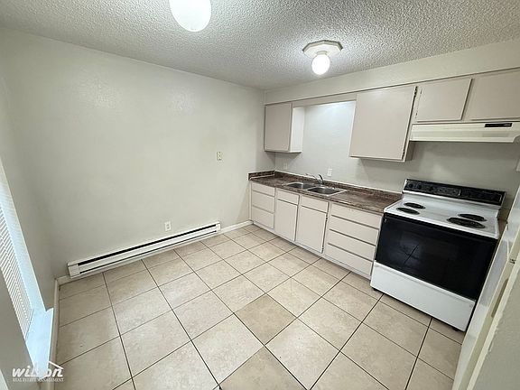 5th image of 1319 Jefferson Ave #A