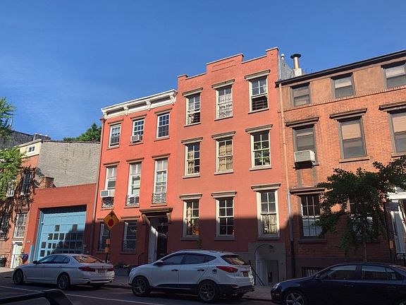 2nd image of 739 Greenwich St