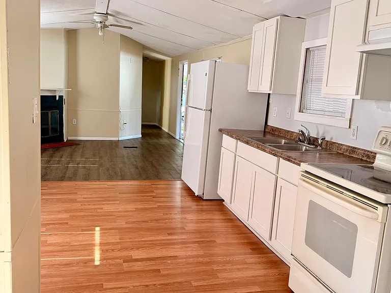 7508 Covewood Dr — Photo 6