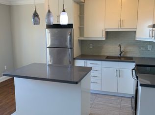 27 John St S #507, Mississauga, ON L5H 2E5