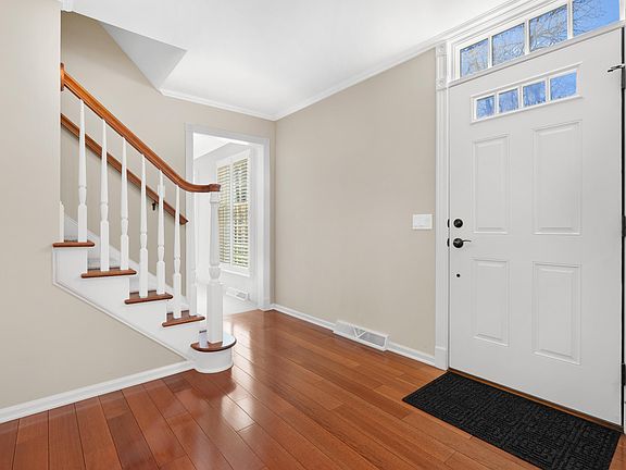 4th image of 3018 Lamplite Cir