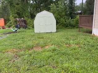922 1st Ave W, Hendersonville, NC 28739