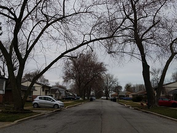 5th image of 13033 S Eberhart Ave