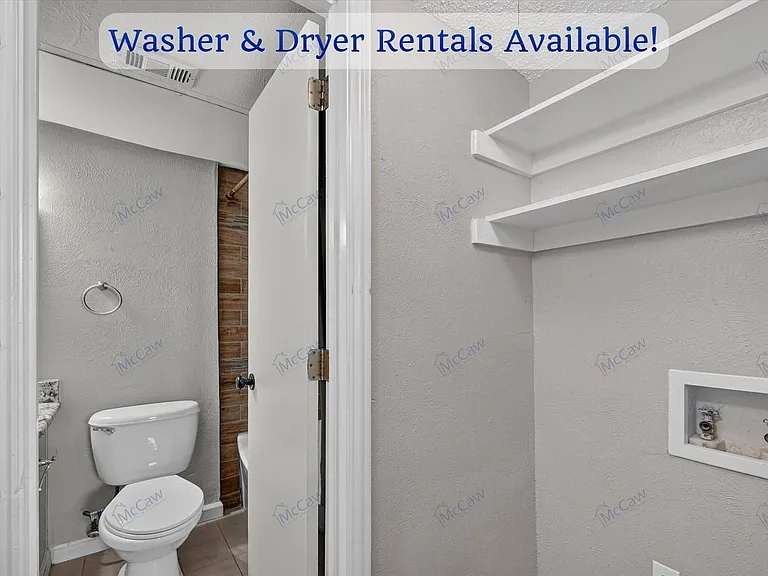 708 Baruna Cir — Photo 18