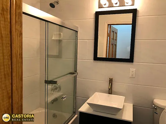 Rented by Francis Castoria LREB | media 5