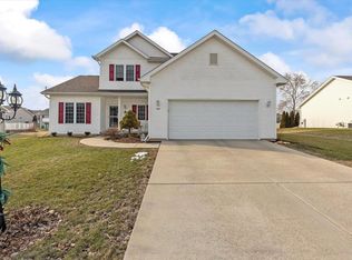 305 Amber Dr, Whitewater, WI 53190