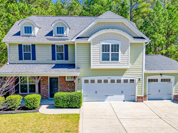 403 Rolling Pines Dr, Spring Lake, NC 28390