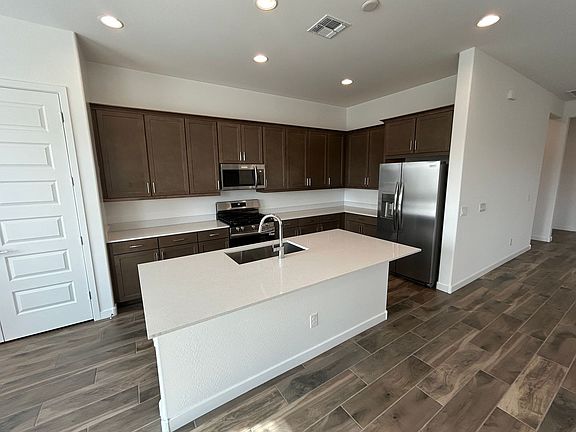 3rd image of 25509 N 149th Ave