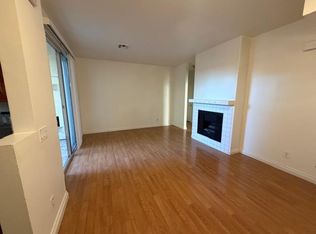 10921 Sabre Hill Dr UNIT 371, San Diego, CA 92128