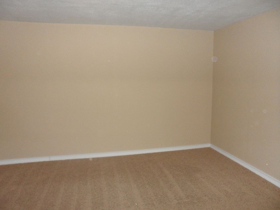 2nd image of 9416 Ashbury Cir Unit 106