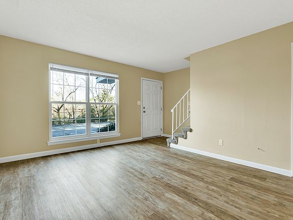 4th image of 1312 Ely Rd APT 6