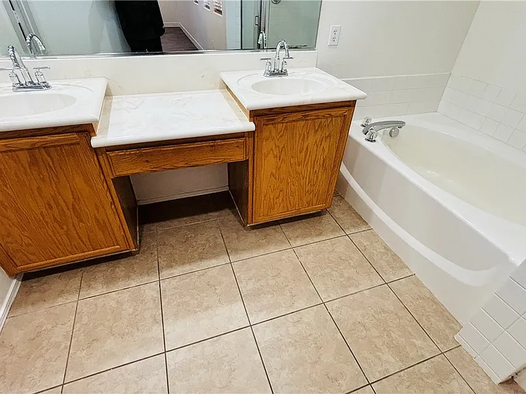 9380 Malaya Garnet Ct — Photo 17