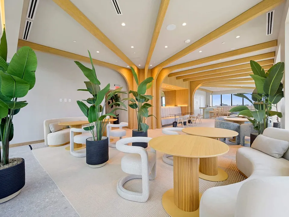 Building's Lounge