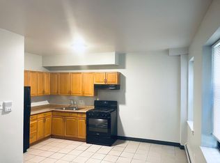 4915 S Drexel Blvd #104, Chicago, IL 60615