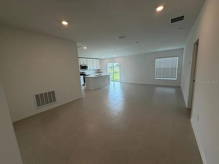 2155 Lone Oak Ln — Photo 3