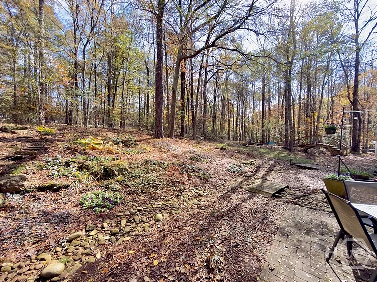 335 Millstone Cir — Photo 13