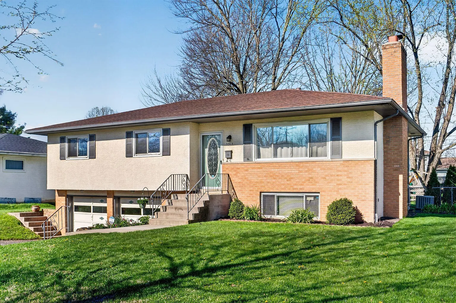 5513 Redwood Rd photo 1