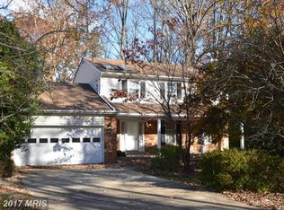 5449 Rutherford Dr, Woodbridge, VA 22193