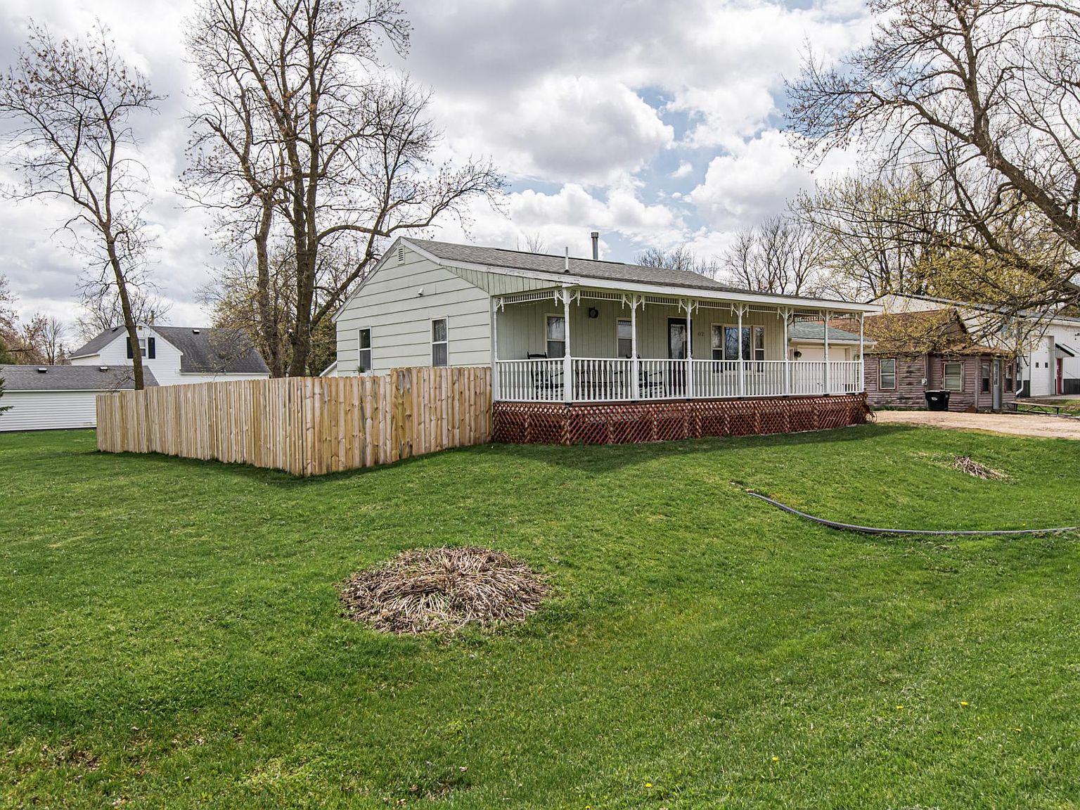 412 4th Ave NE, Grand Meadow, MN 55936 Zillow