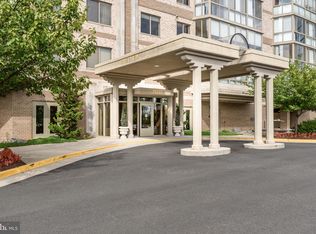 19355 Cypress Ridge Ter UNIT 215, Lansdowne, VA 20176