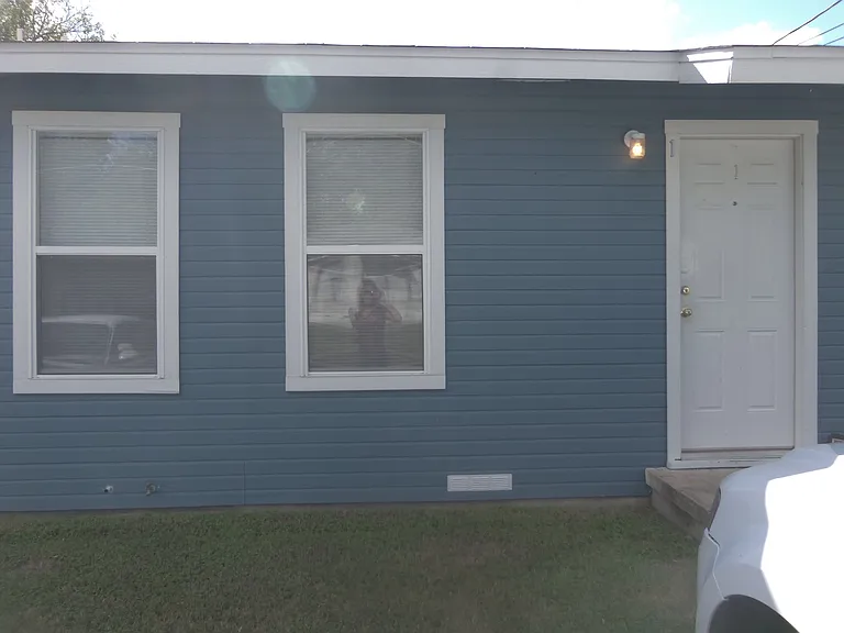 522 Wolf St — Photo 12
