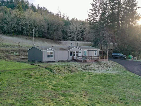 38103 Golden Valley Dr, Lebanon, OR 97355