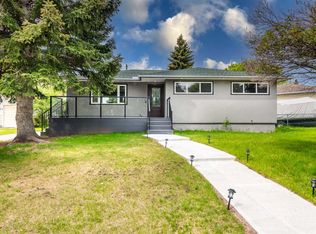 45 NE Westover Dr SW, Calgary, AB T3C 2S5