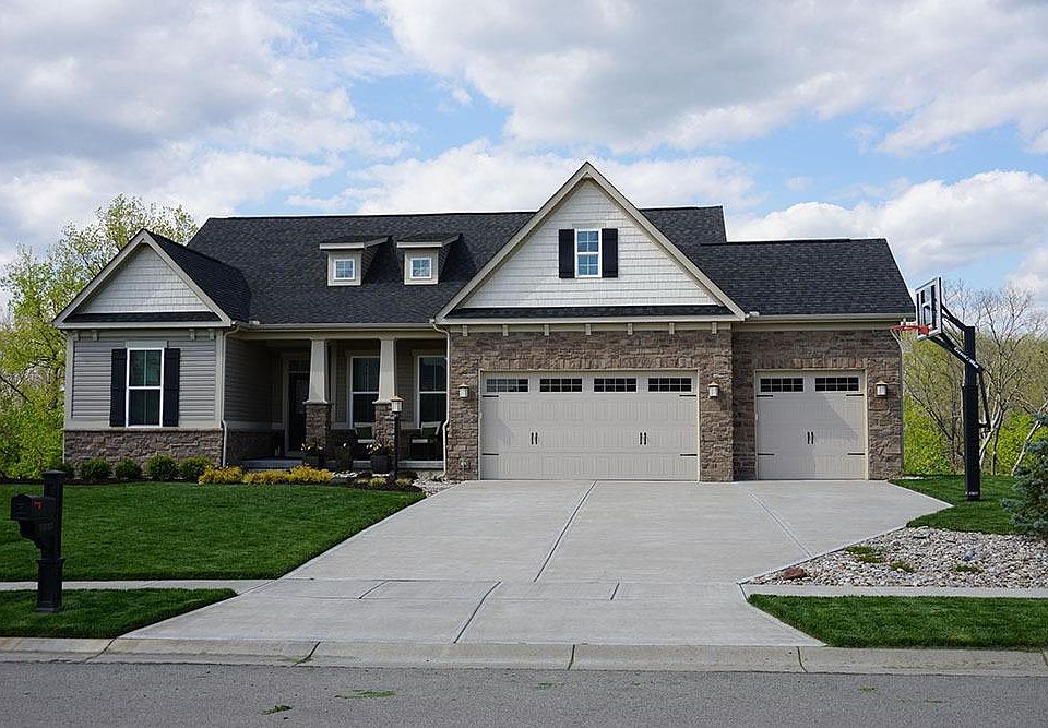 1st image of 4017 Chatsworth Dr