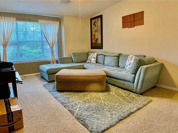 4th image of 11901 Sandy Knoll Ct APT 826
