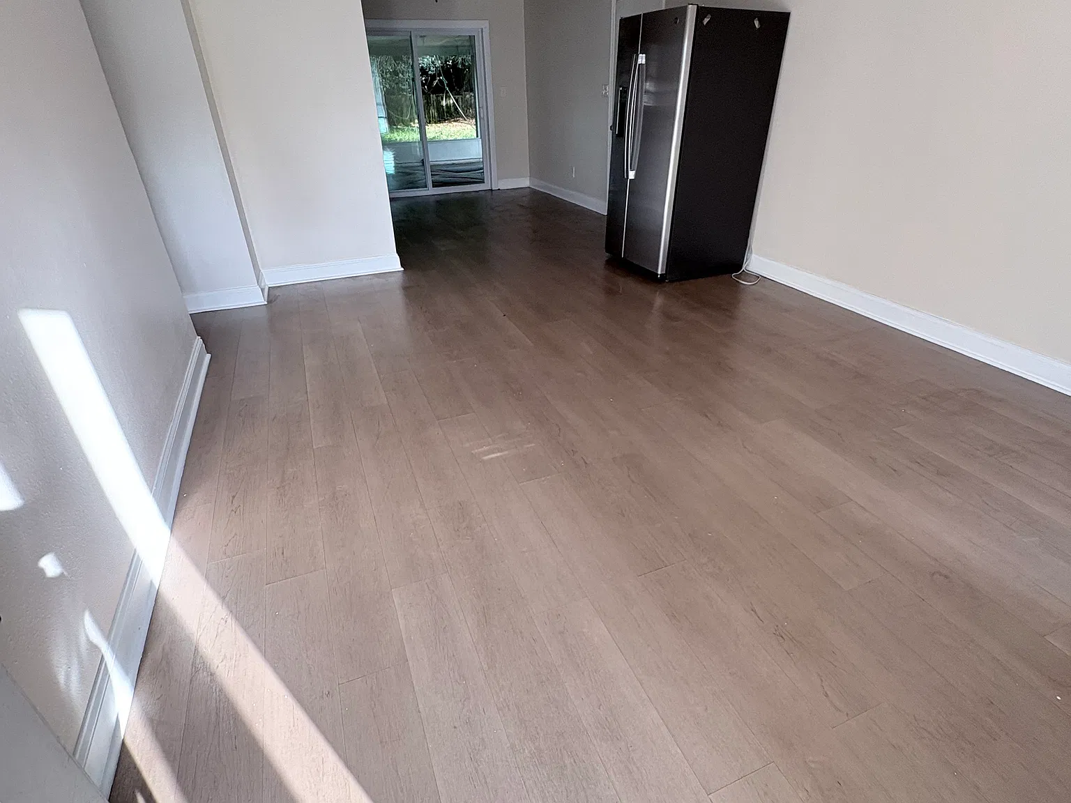 8008 Coronet Dr — Photo 2