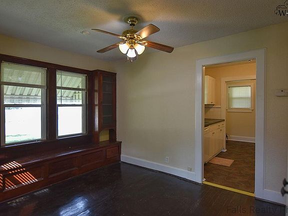 5th image of 2212 Bullington St