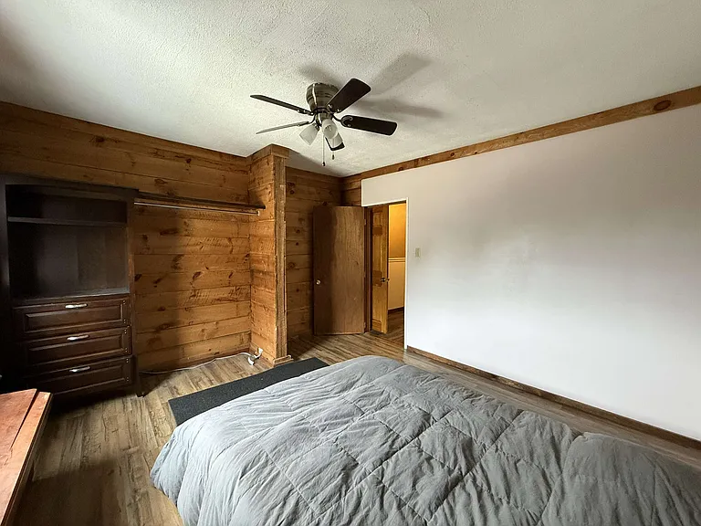 1507 Moore St — Photo 16