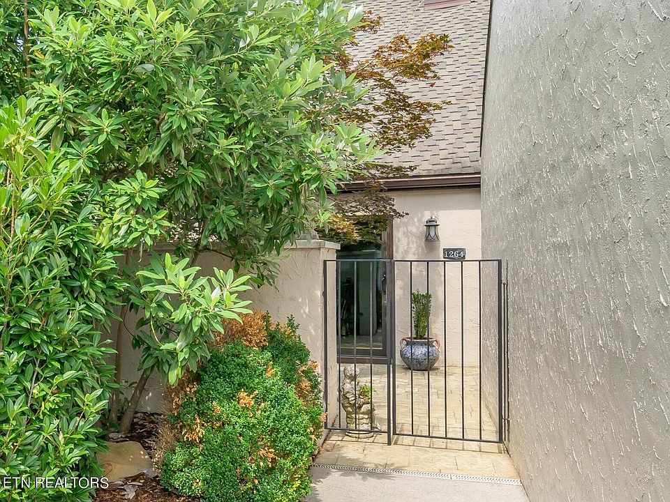1st image of 1264 Calais Ct