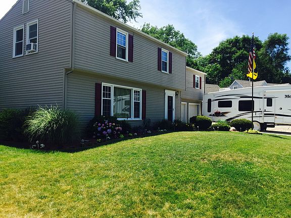 2nd image of 316 Brandywyne Dr NW
