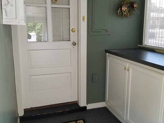 2nd image of 6219 Lakeside Ave