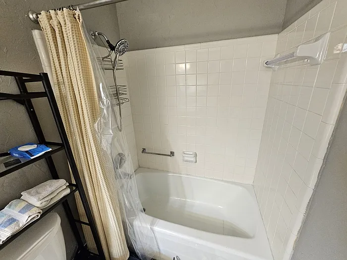 246 Shoreline Dr #1 — Photo 14
