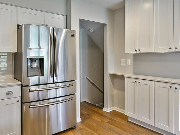 4th image of 1537 Sandringham Dr